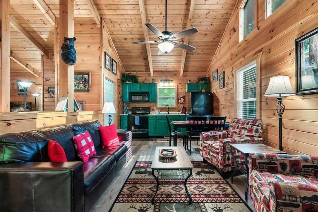 A Top Notch Lodge~Gatlinburg Exterior foto